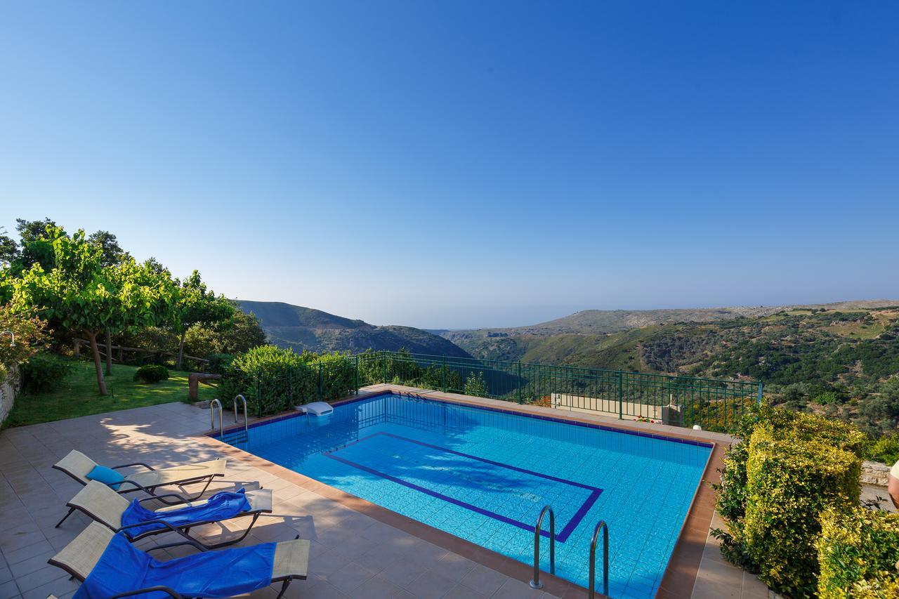 Harkia Villas Exterior foto