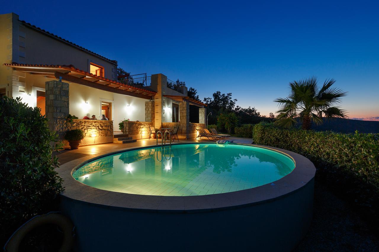 Harkia Villas Exterior foto